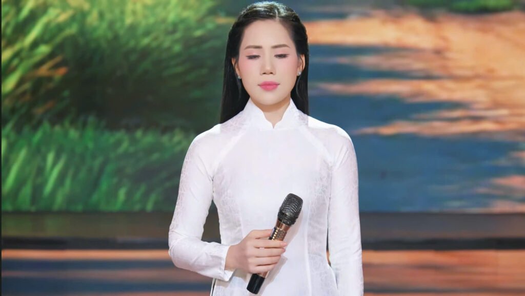 Minh Huệ chia sẻ về cách phát âm khi thể hiện các ca khúc dân ca xứ Nghệ